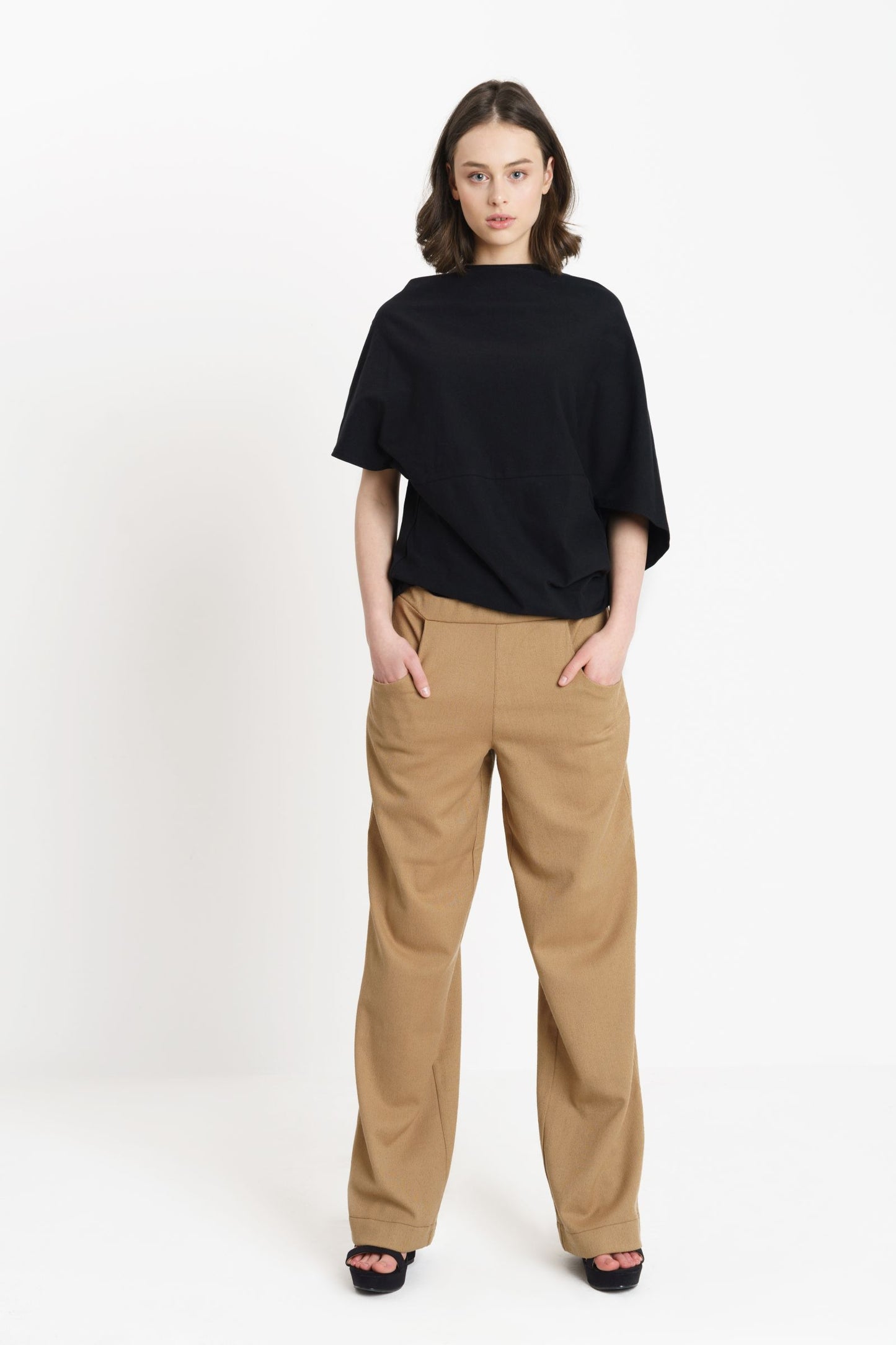 DRAPED BLOUSE | Tencel™ black