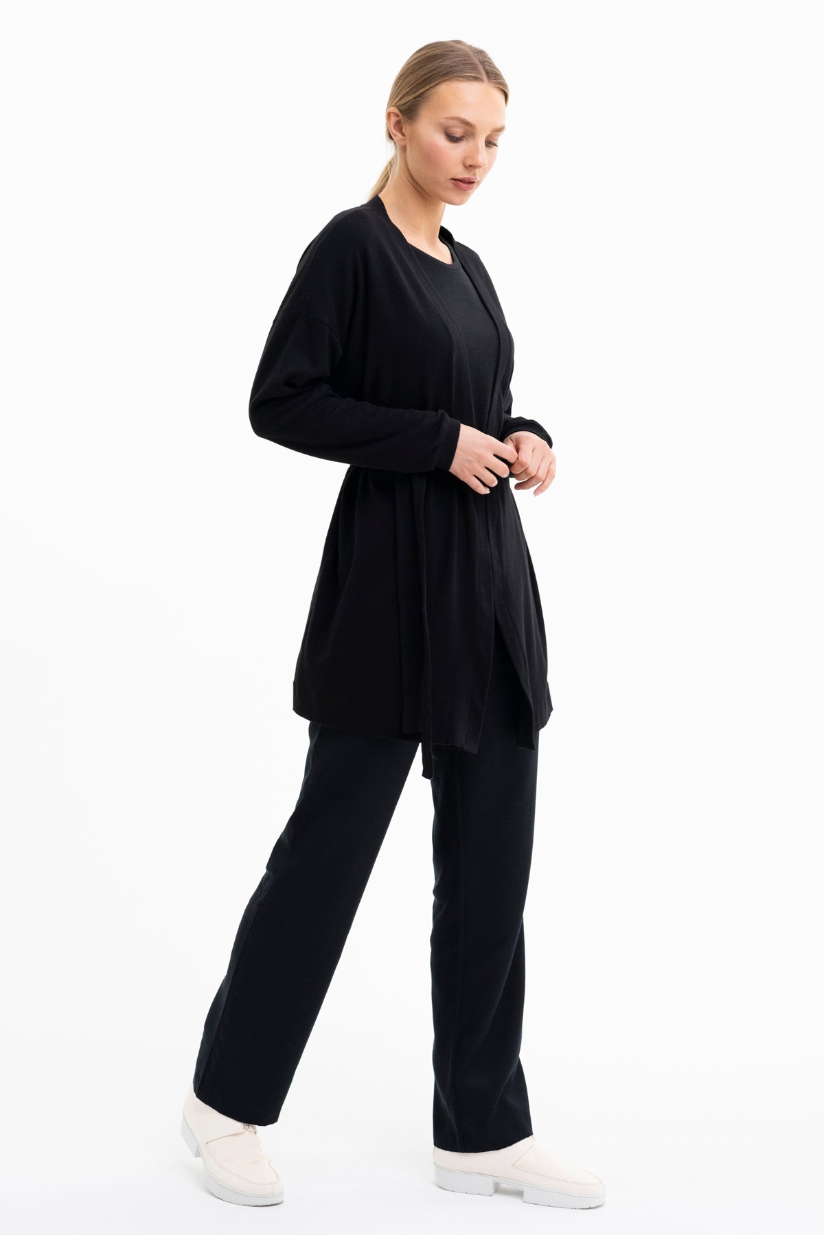 BELTED CARDIGAN | cotton-wool black