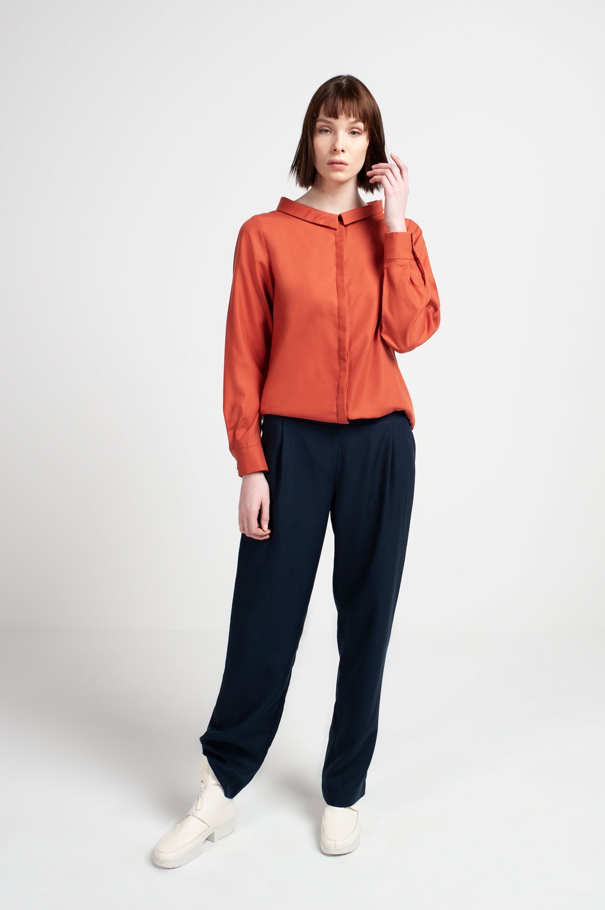 BLOUSE U-BOAT NECKLINE | tencel rust