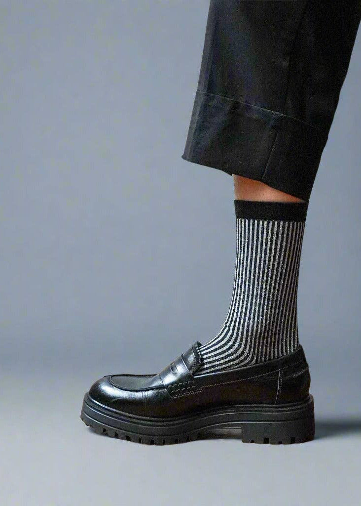SPARKLING SOCKS | bamboo lyocell striped black