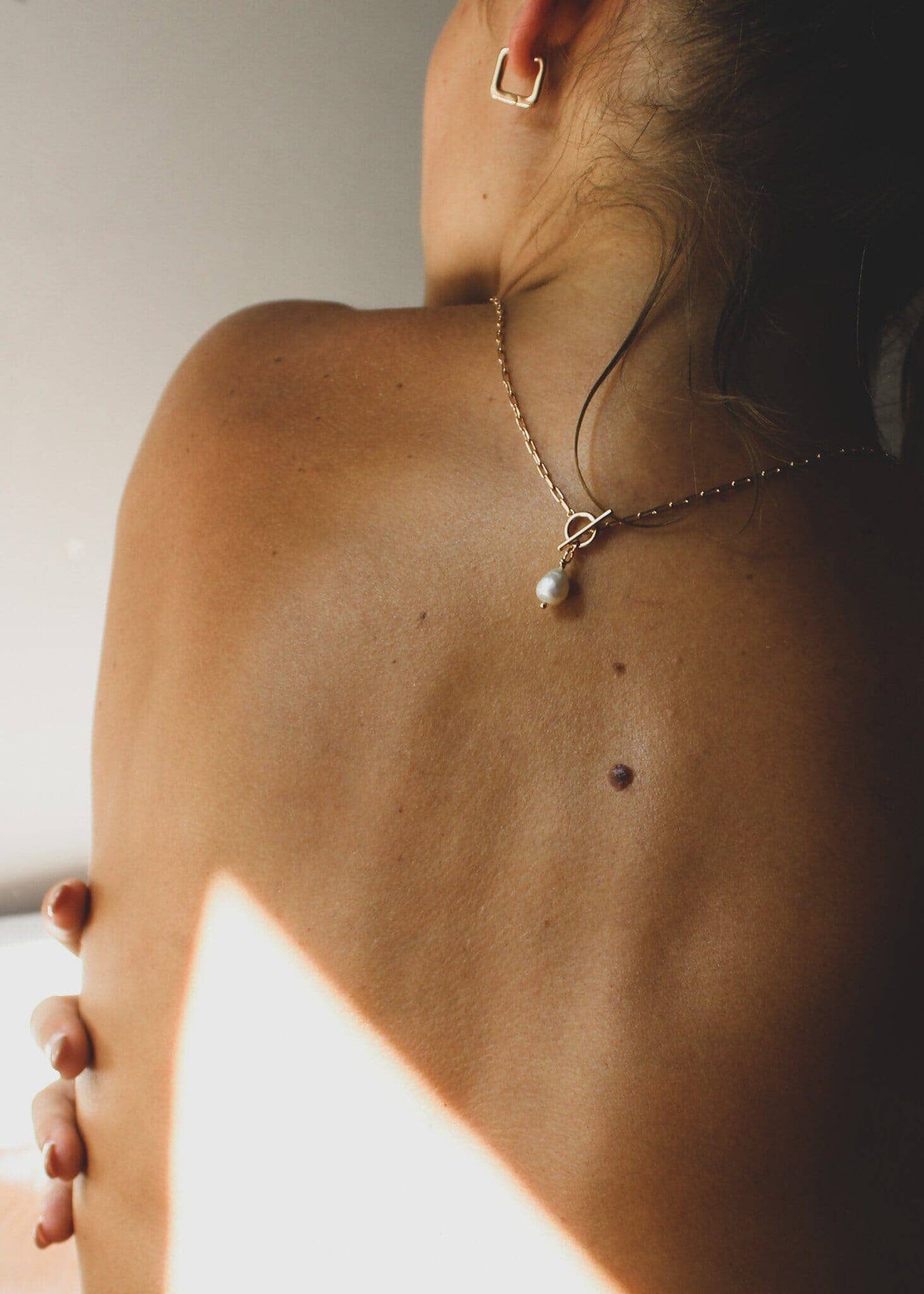 TAHA PEARL NECKLACE | 18-carat gold-plated