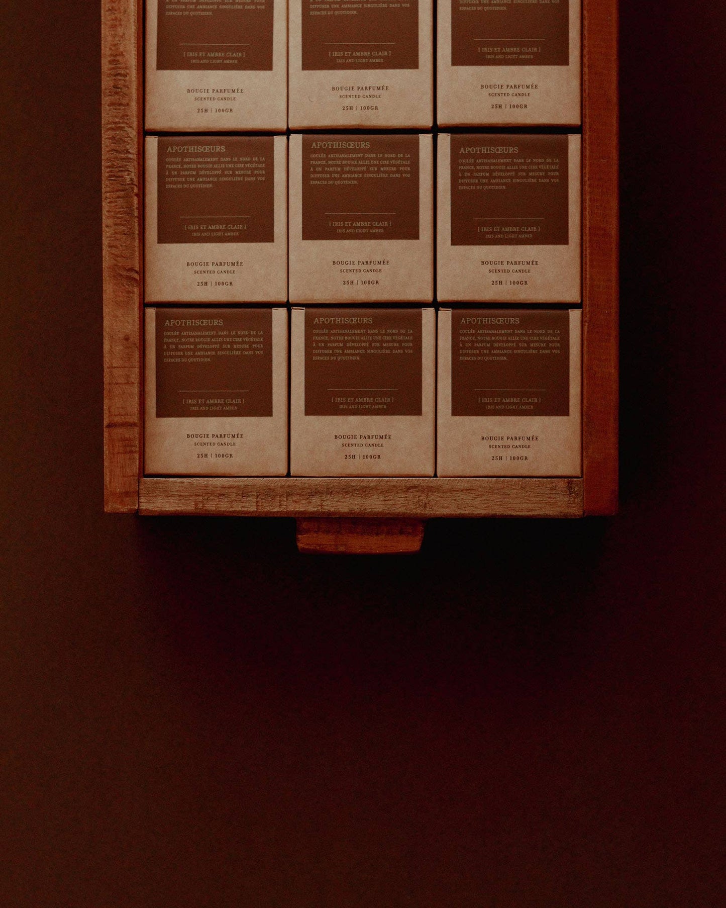 SCENTED CANDLE | Iris & Light Amber