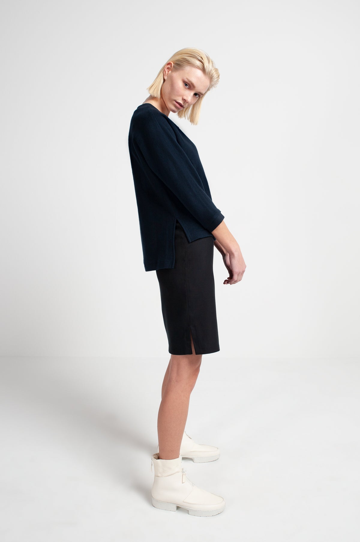 CROPPED SWEATER | cotton cord sweat midnight blue