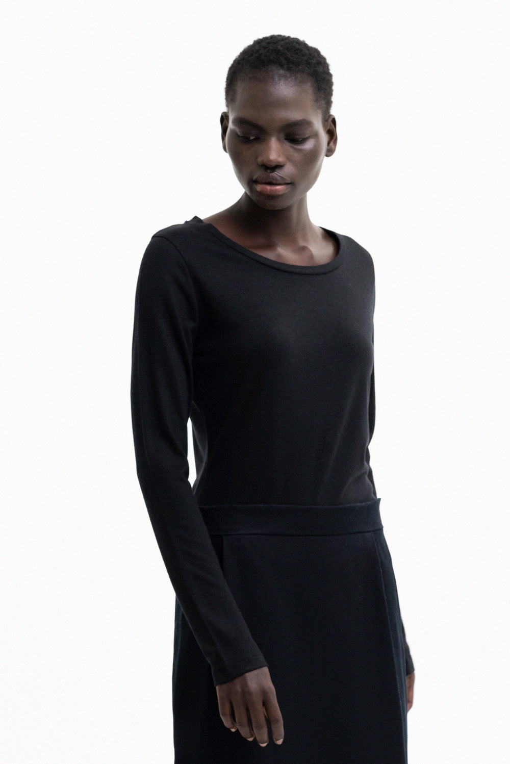 PREMIUM LONGSLEEVE FITTED |  Tencel™ wool mix black