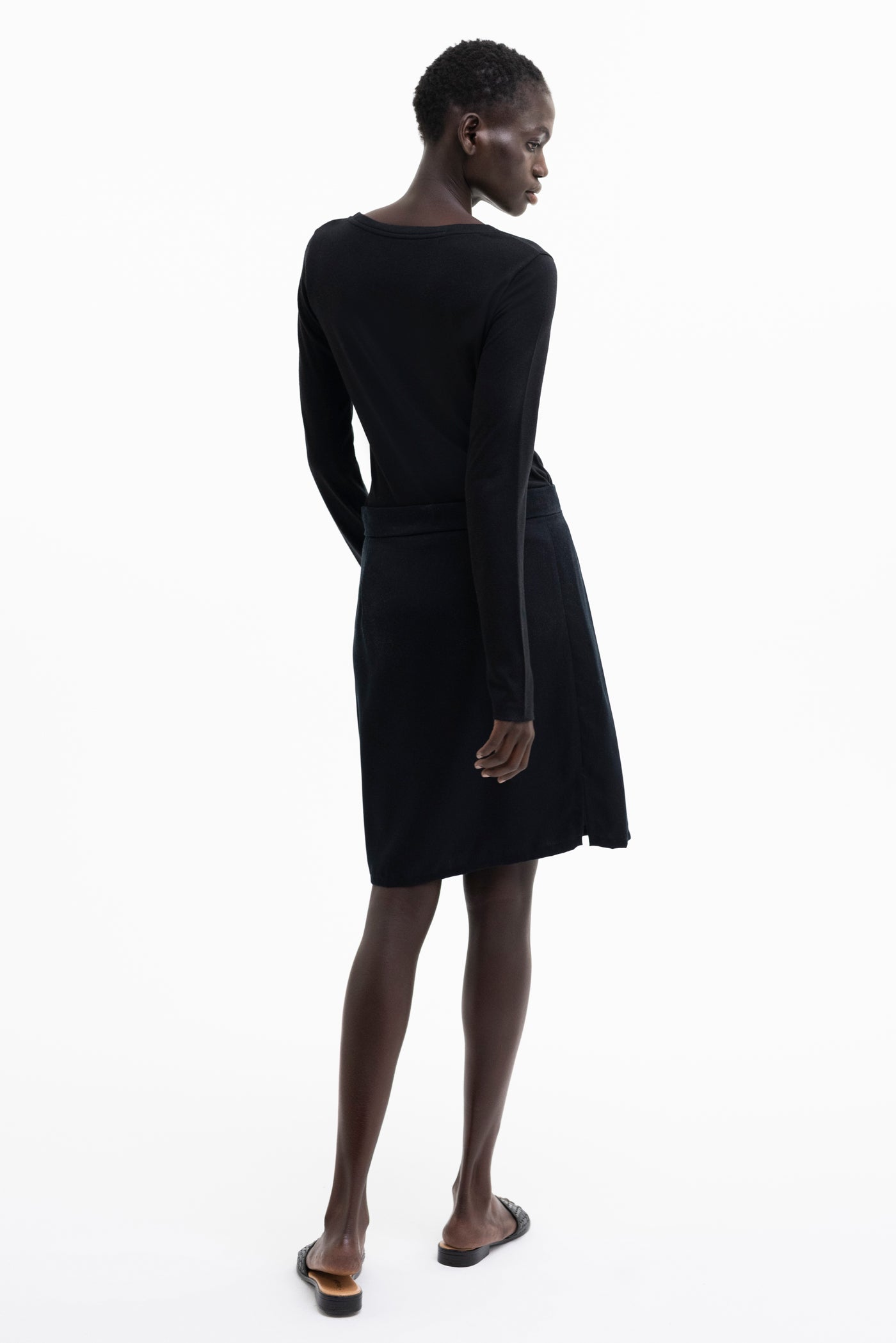 PREMIUM LONGSLEEVE FITTED |  Tencel™ wool mix black