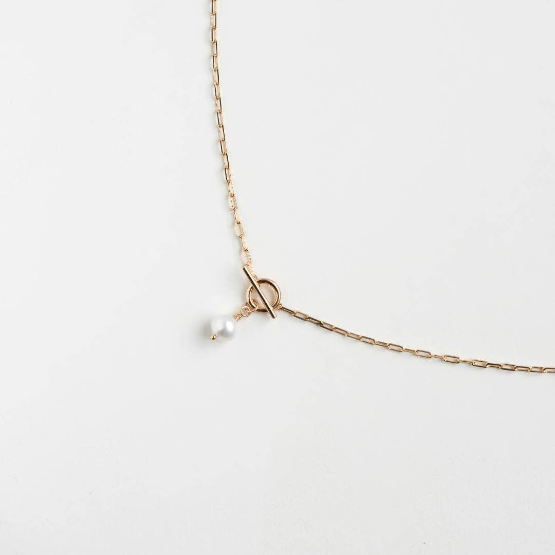 TAHA PEARL NECKLACE | 18-carat gold-plated